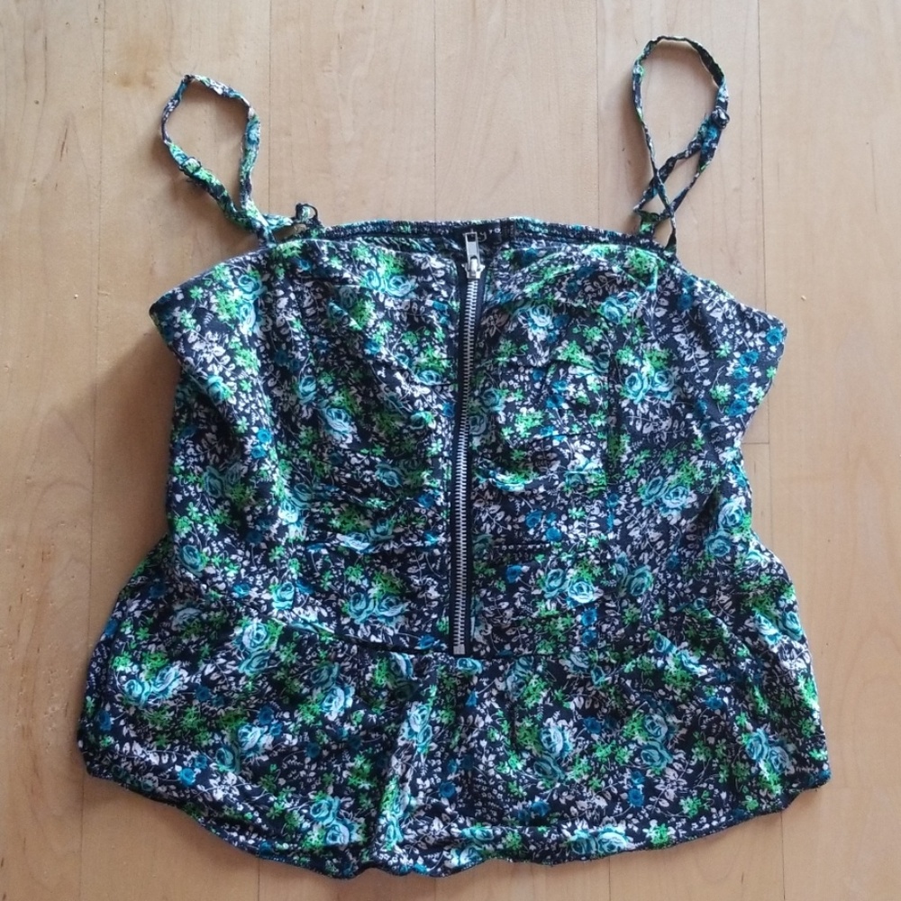 (3 for $10) Zip-up Floral Top